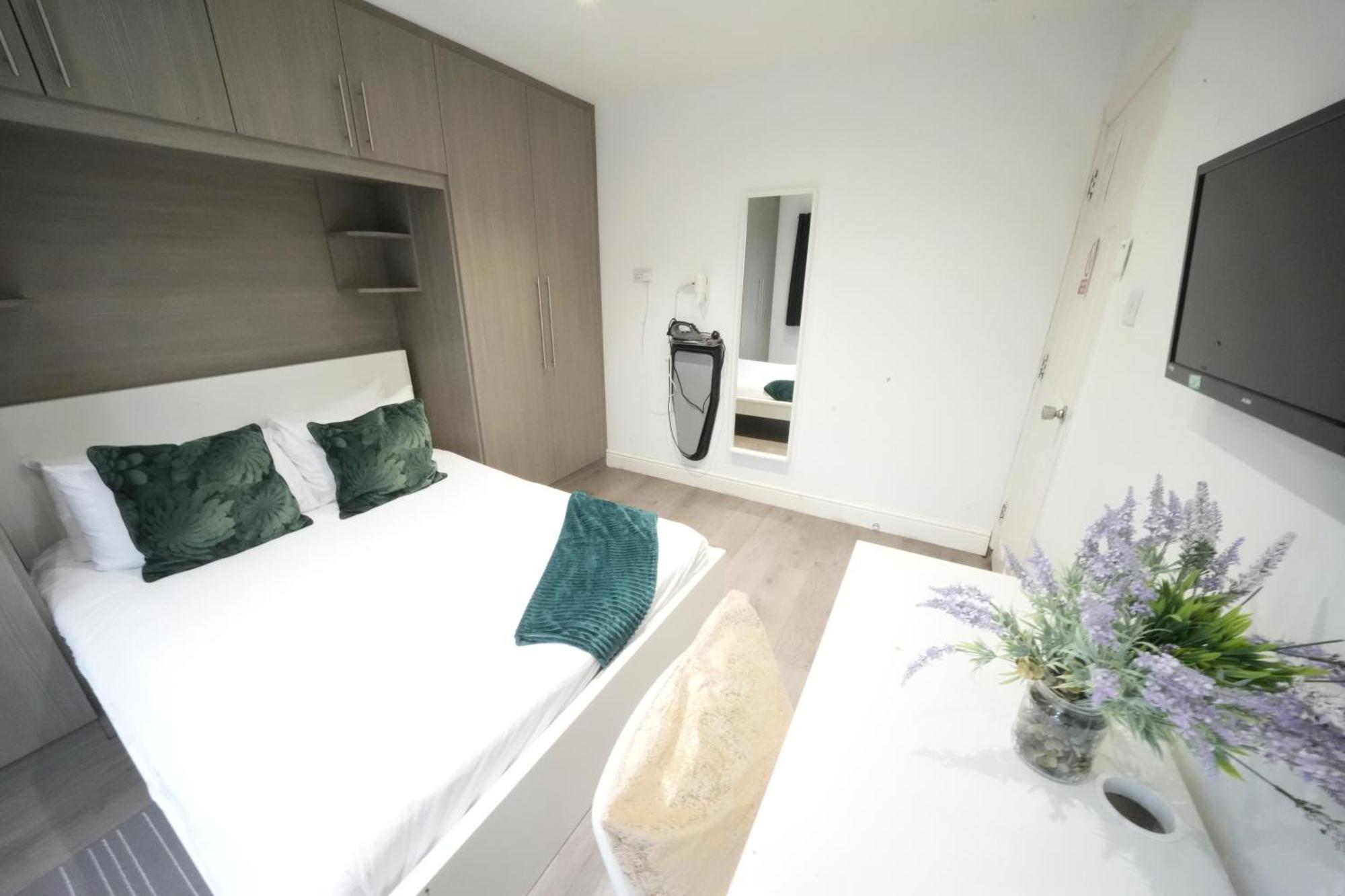 Grand Airport Ensuites Harmondsworth Exteriér fotografie