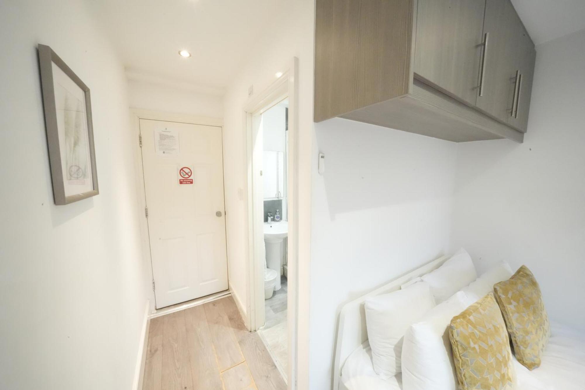 Grand Airport Ensuites Harmondsworth Exteriér fotografie