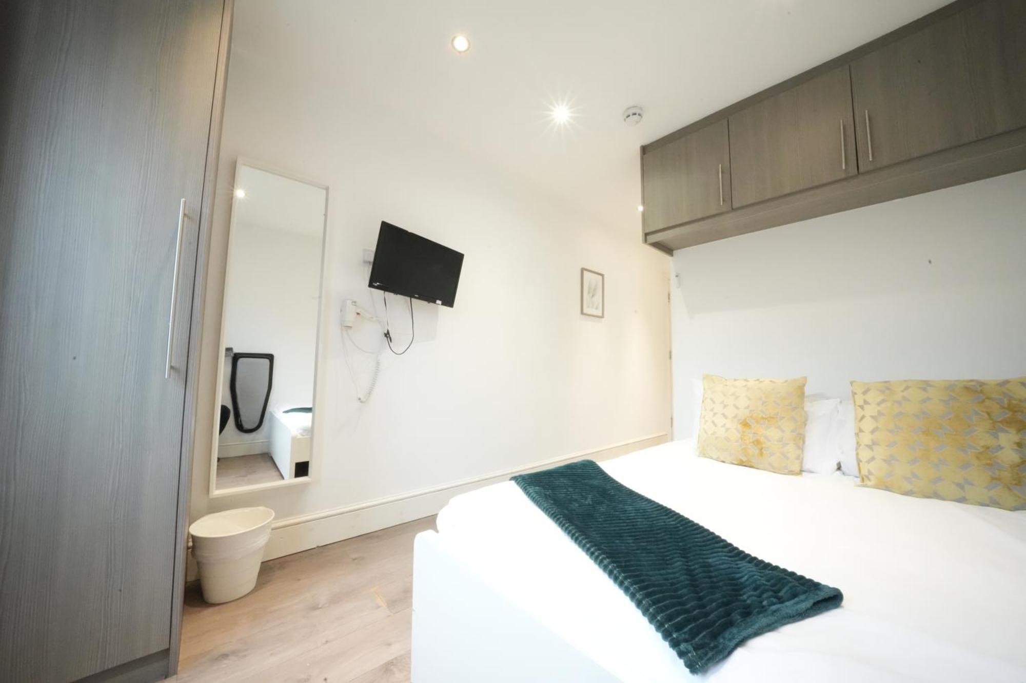 Grand Airport Ensuites Harmondsworth Exteriér fotografie
