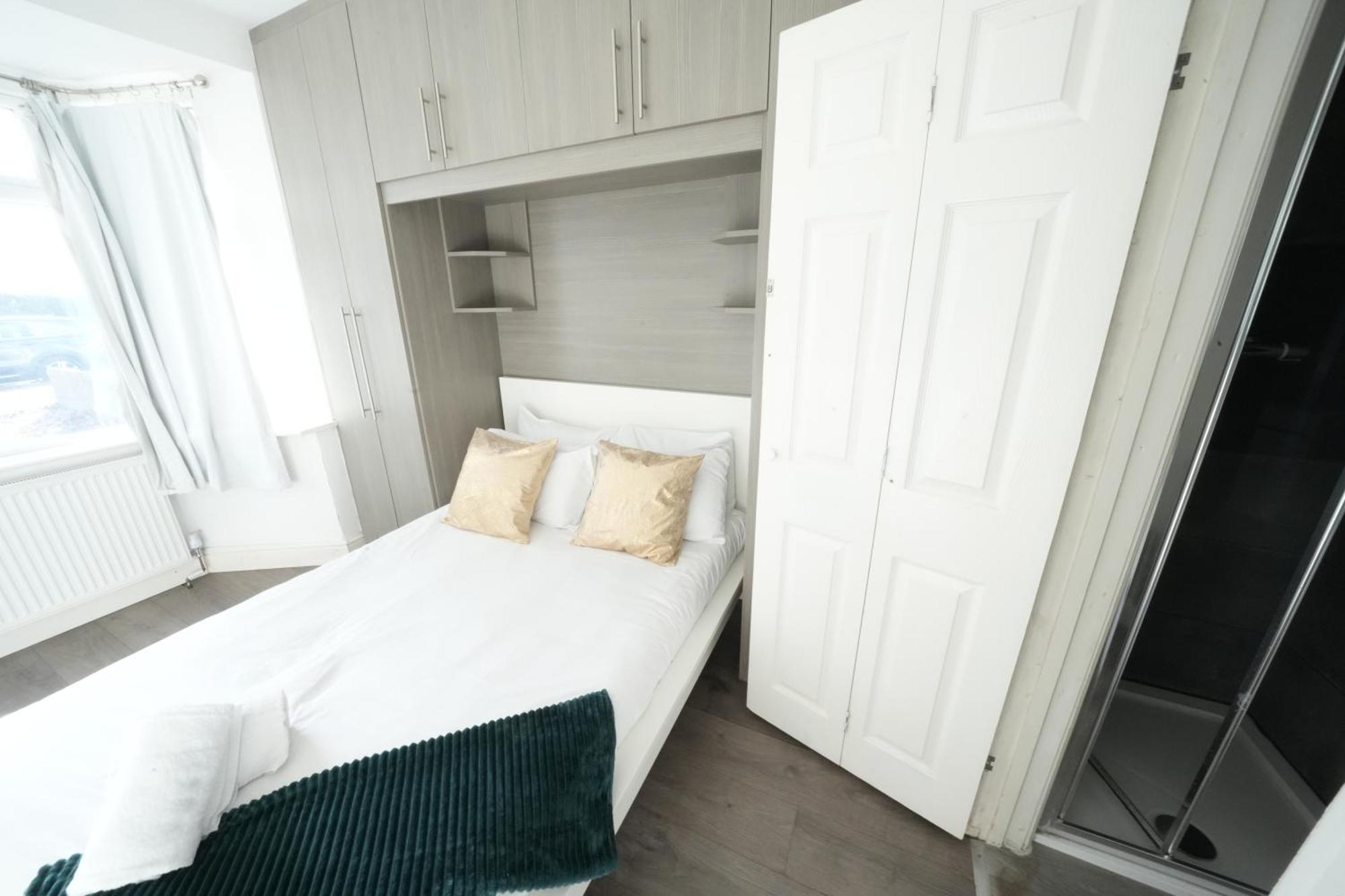 Grand Airport Ensuites Harmondsworth Exteriér fotografie