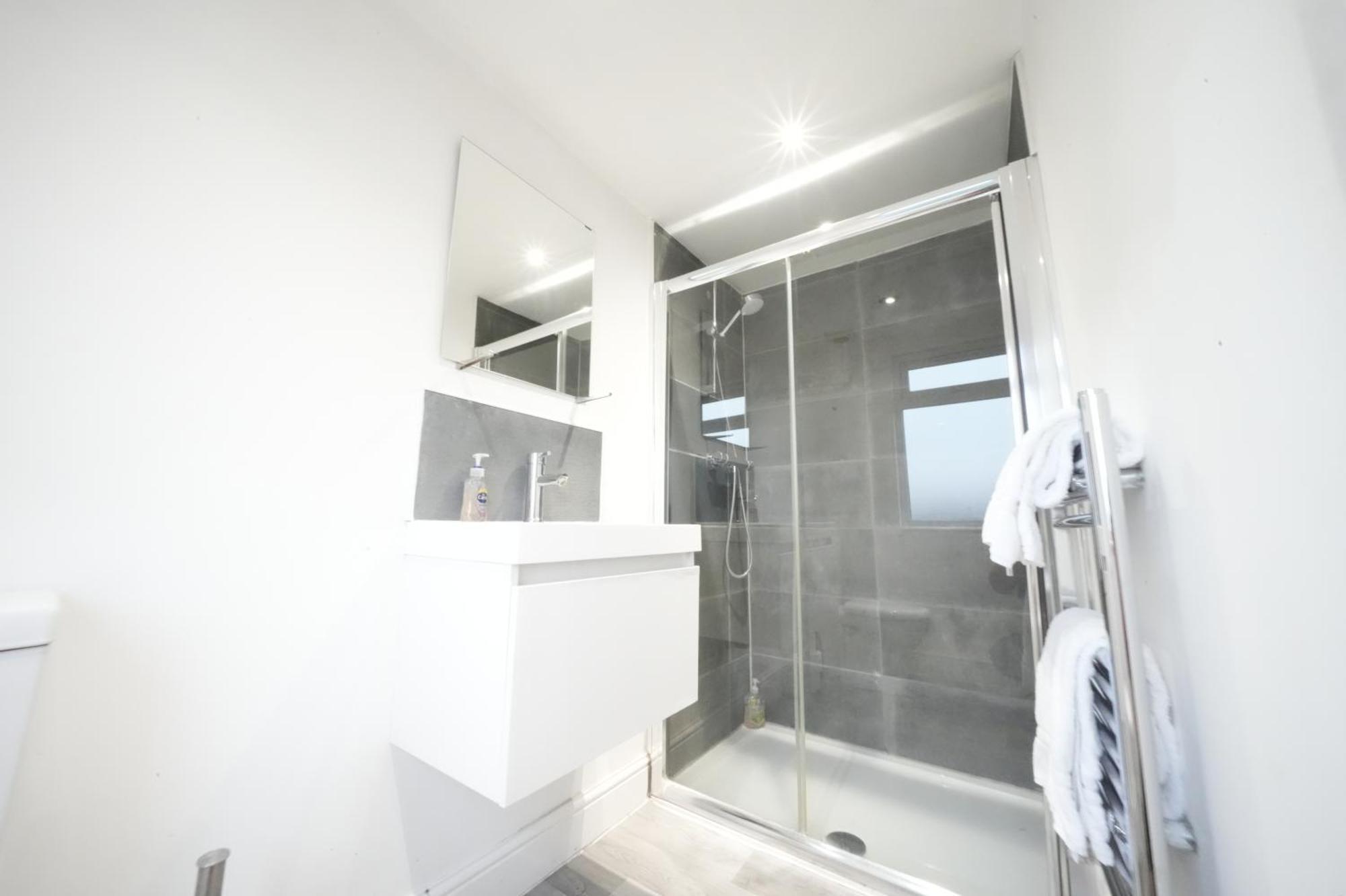 Grand Airport Ensuites Harmondsworth Exteriér fotografie