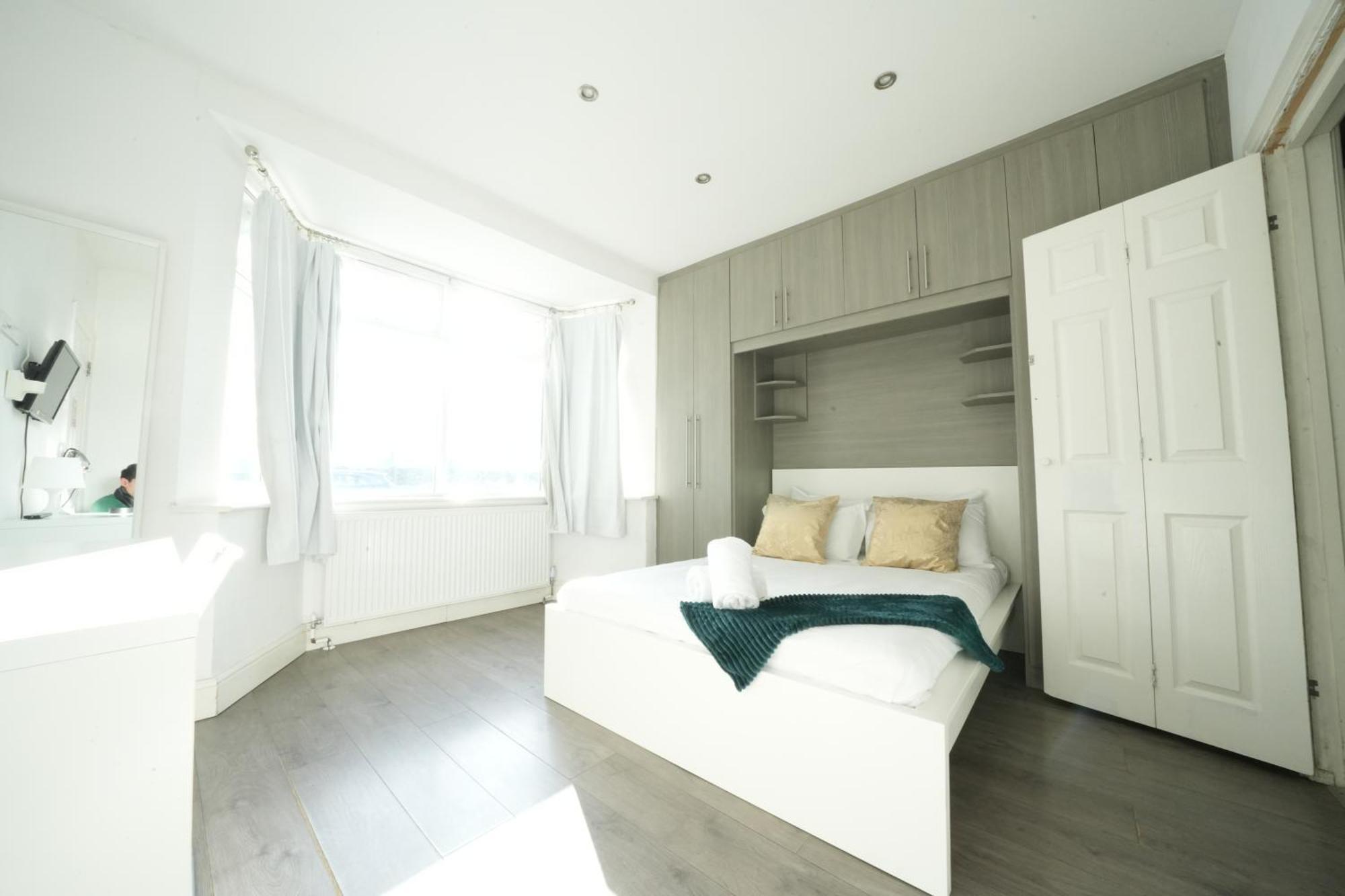 Grand Airport Ensuites Harmondsworth Exteriér fotografie
